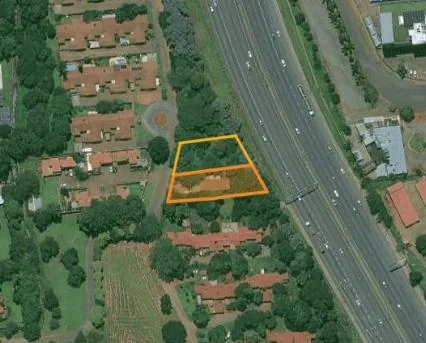 Prime Investment Opportunity: Vacant Land and Four Flats in Bedfordview