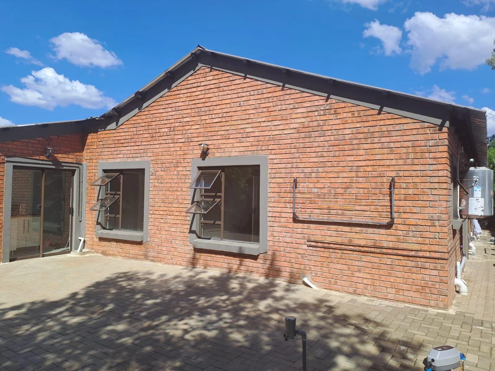 Investment opportunity - property with plenty rental income potential