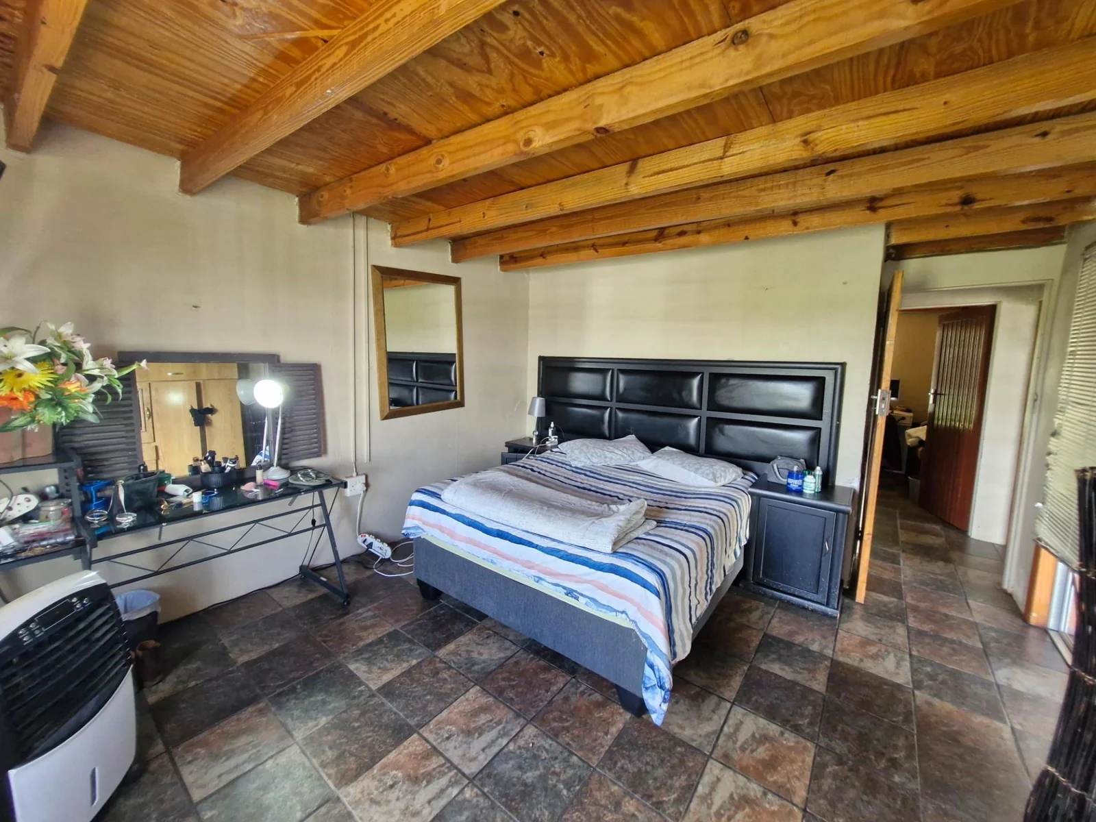 Income generating smallholding for Sale in Eden