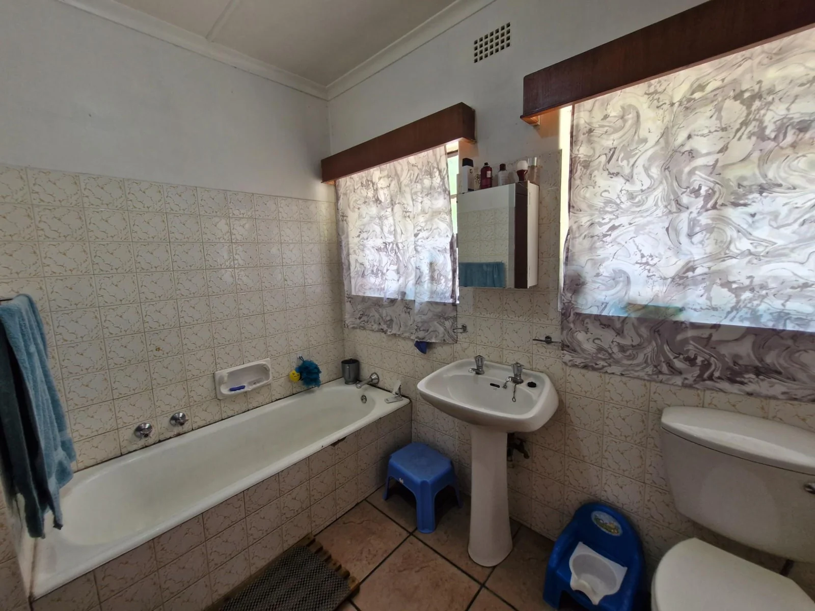 Income generating smallholding for Sale in Eden