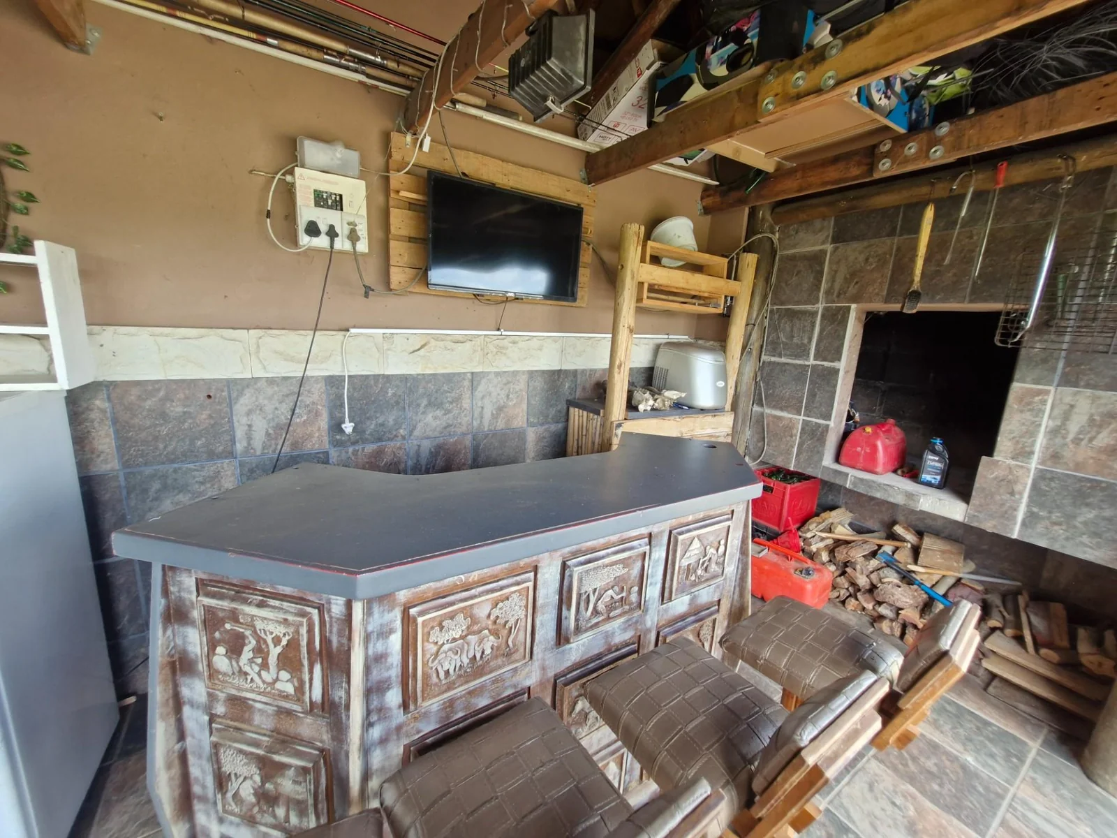 Income generating smallholding for Sale in Eden