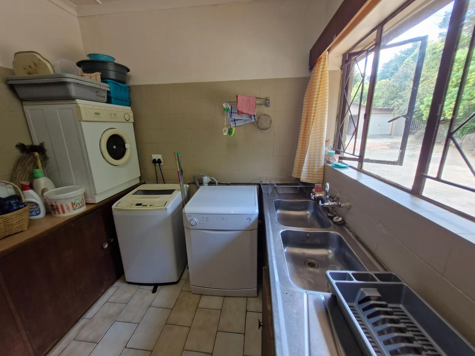 Income generating smallholding for Sale in Eden