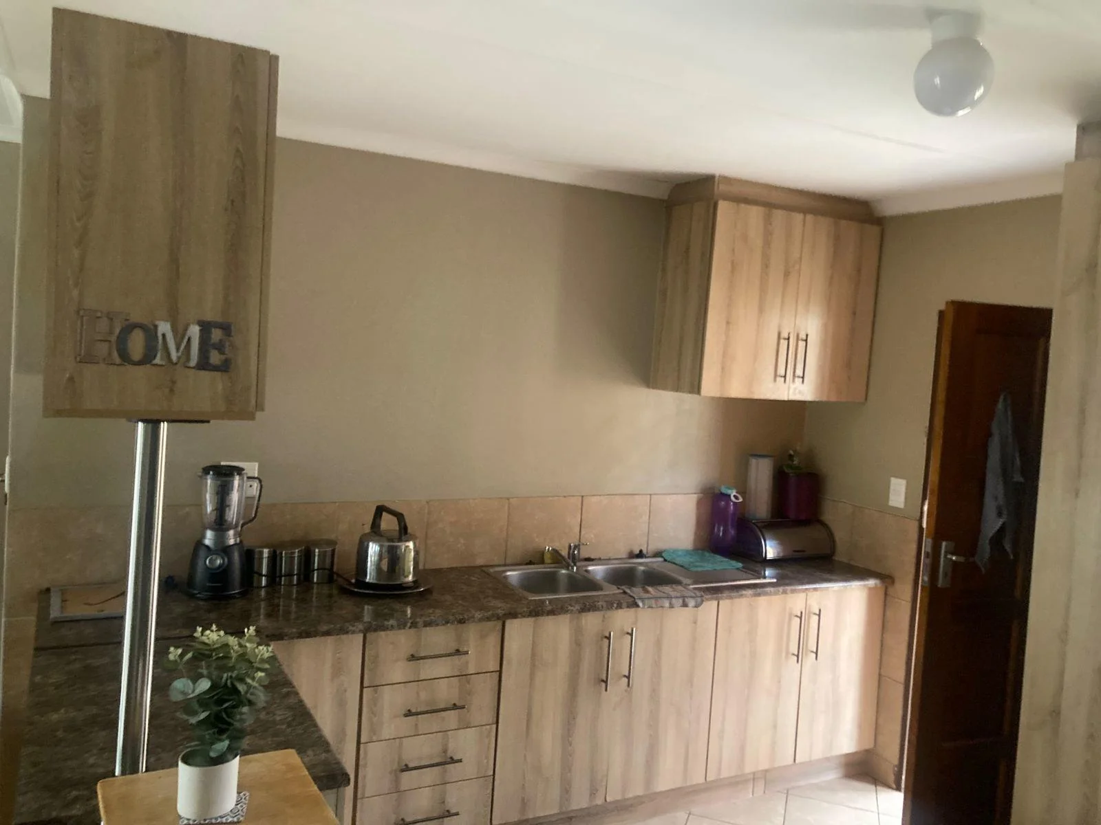 Don't miss out on this 3 bedroom, full house combo