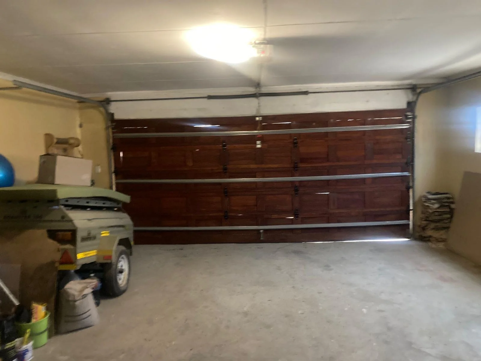 Don't miss out on this 3 bedroom, full house combo