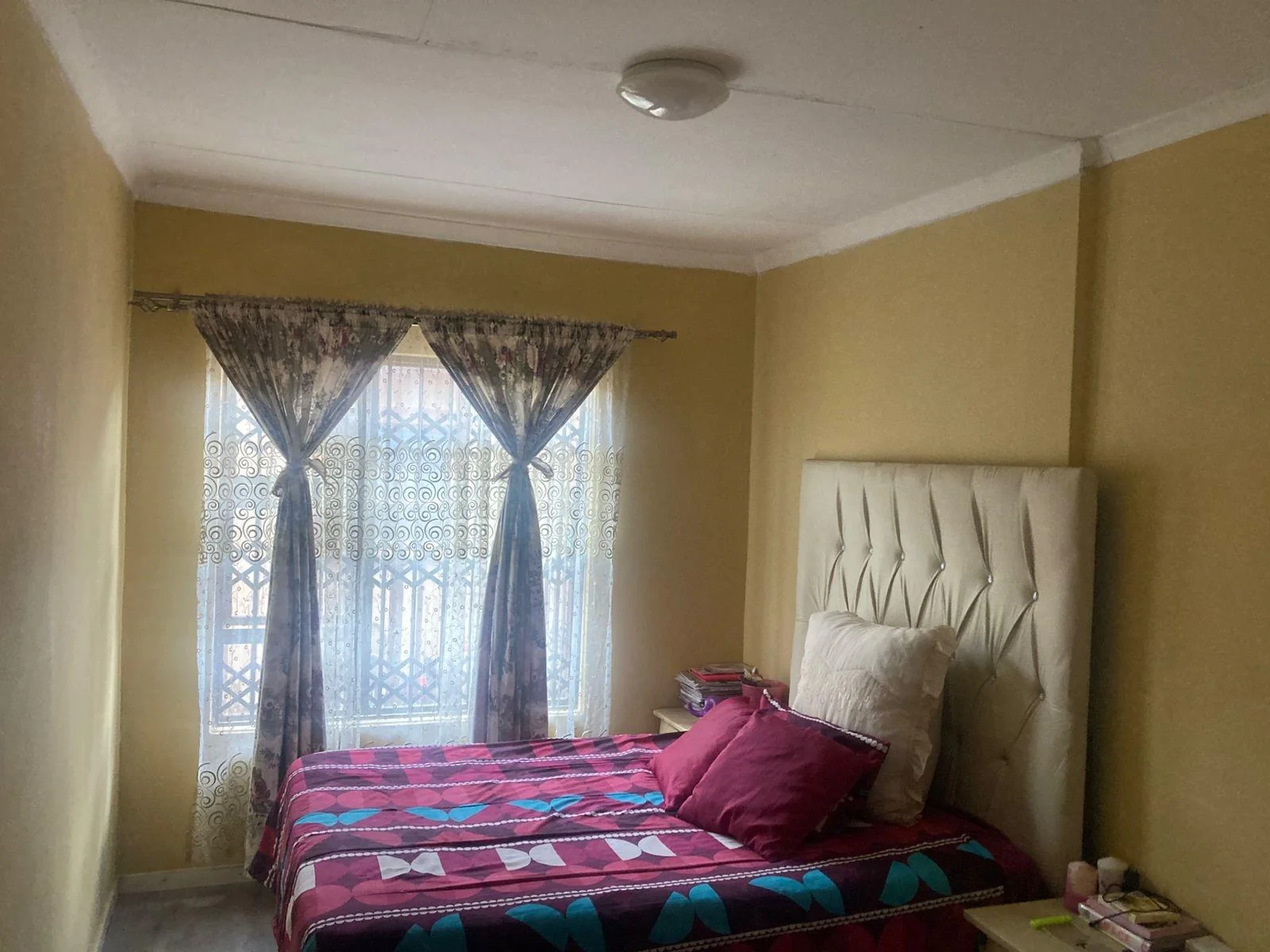 Don't miss out on this 3 bedroom, full house combo