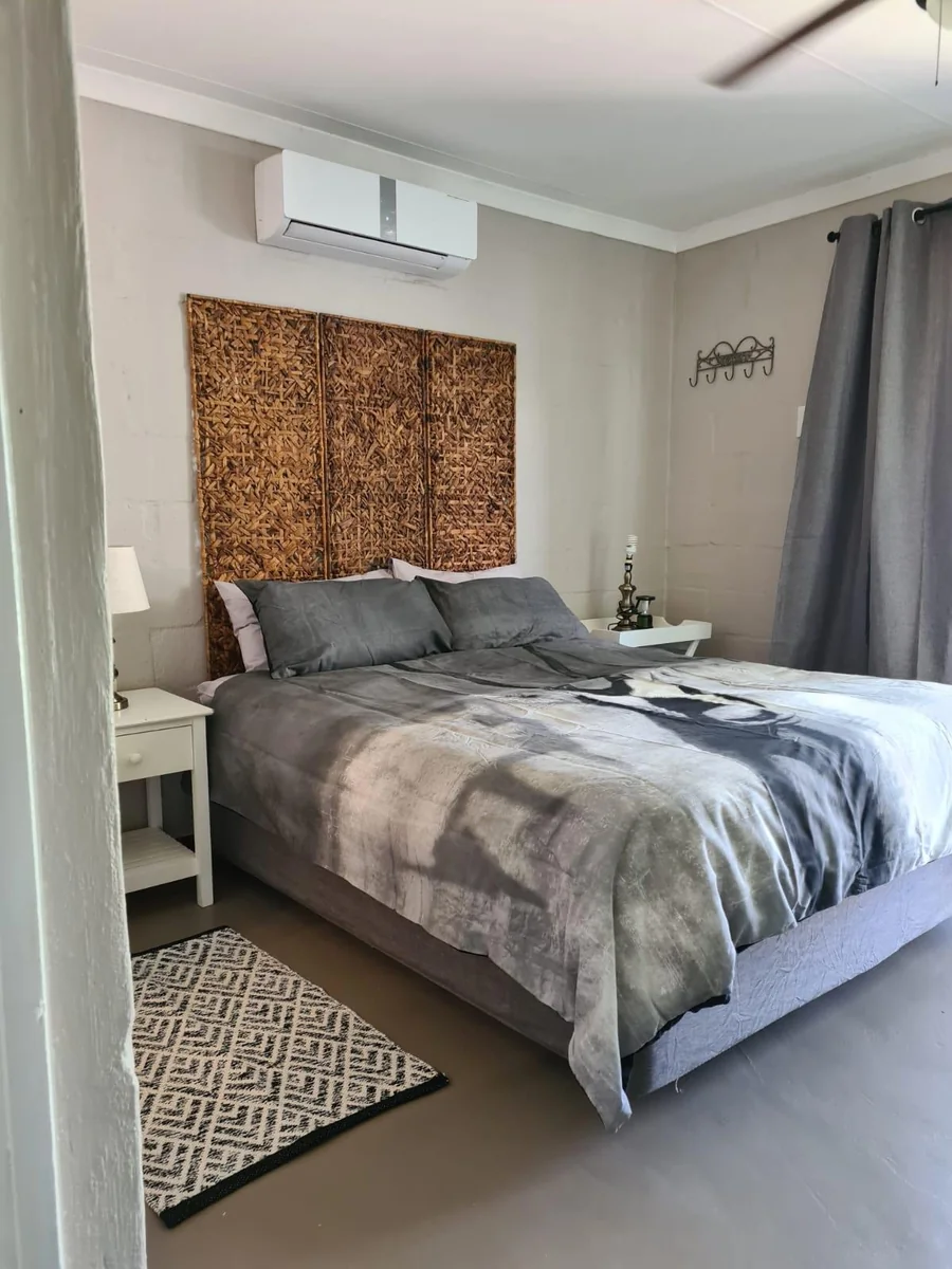 Fully Furnished Flat available in Postmasburg