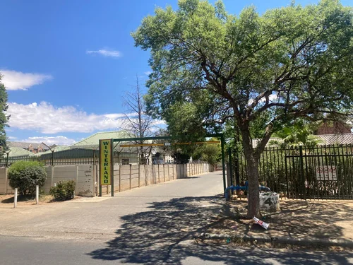 Willows, Bloemfontein