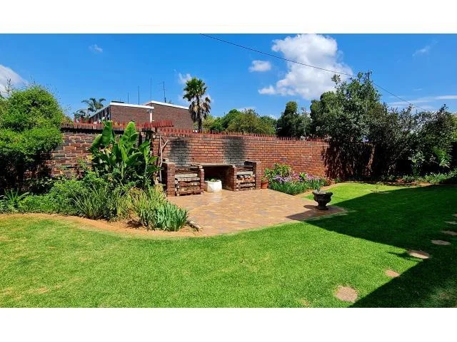 Big & Sunny Flat For Sale!