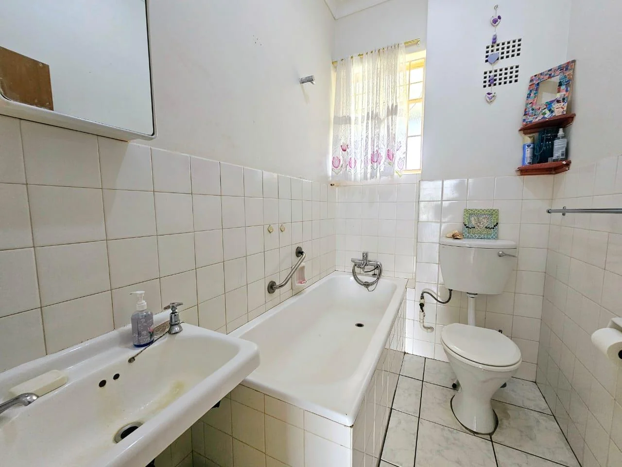 Big & Sunny Flat For Sale!