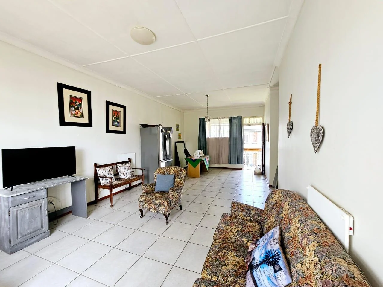 Big & Sunny Flat For Sale!