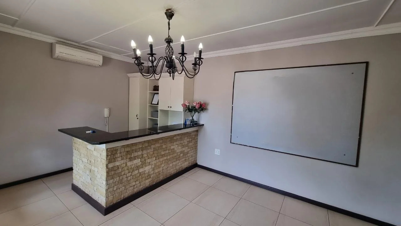 Luxury Guesthouse for sale in Postmasburg.