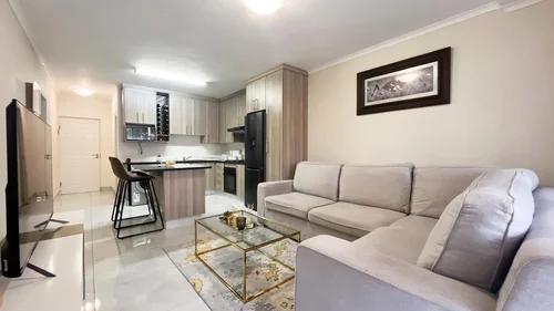 568 Hole In One Avenue, Ruimsig, Roodepoort