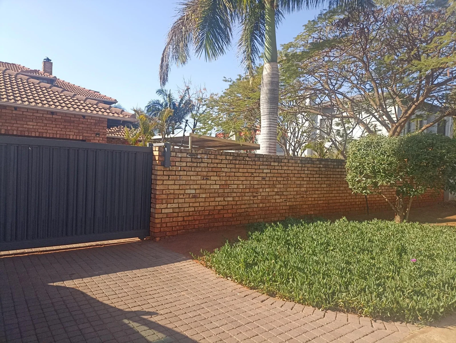 BEAUTIFUL FAMILY HOME TO LET IN MONTANA!!