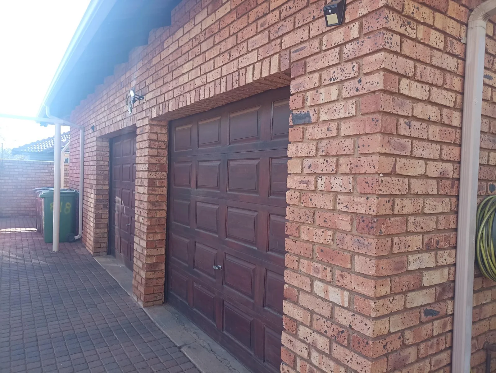 BEAUTIFUL FAMILY HOME TO LET IN MONTANA!!