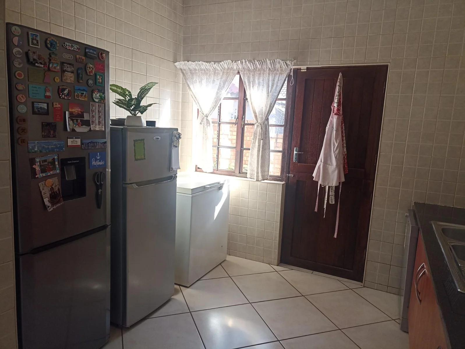 BEAUTIFUL FAMILY HOME TO LET IN MONTANA!!