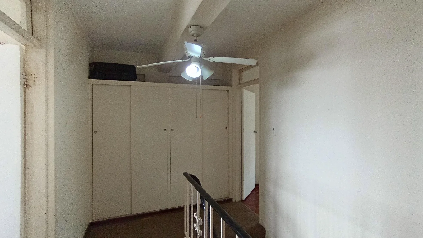 Spacious 3 bedroom apartment in Effluent Location