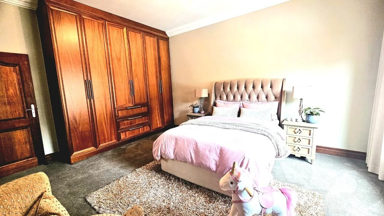 SAVE ON TRAVELLING TIME WHEN YOU INVEST IN MIDSTREAM HIL