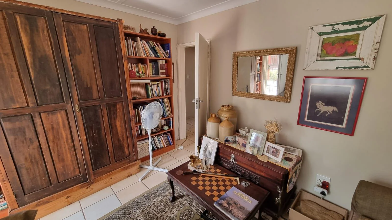 For Sale: 2 Bedroom Townhouse in Olifantshoek<br/>