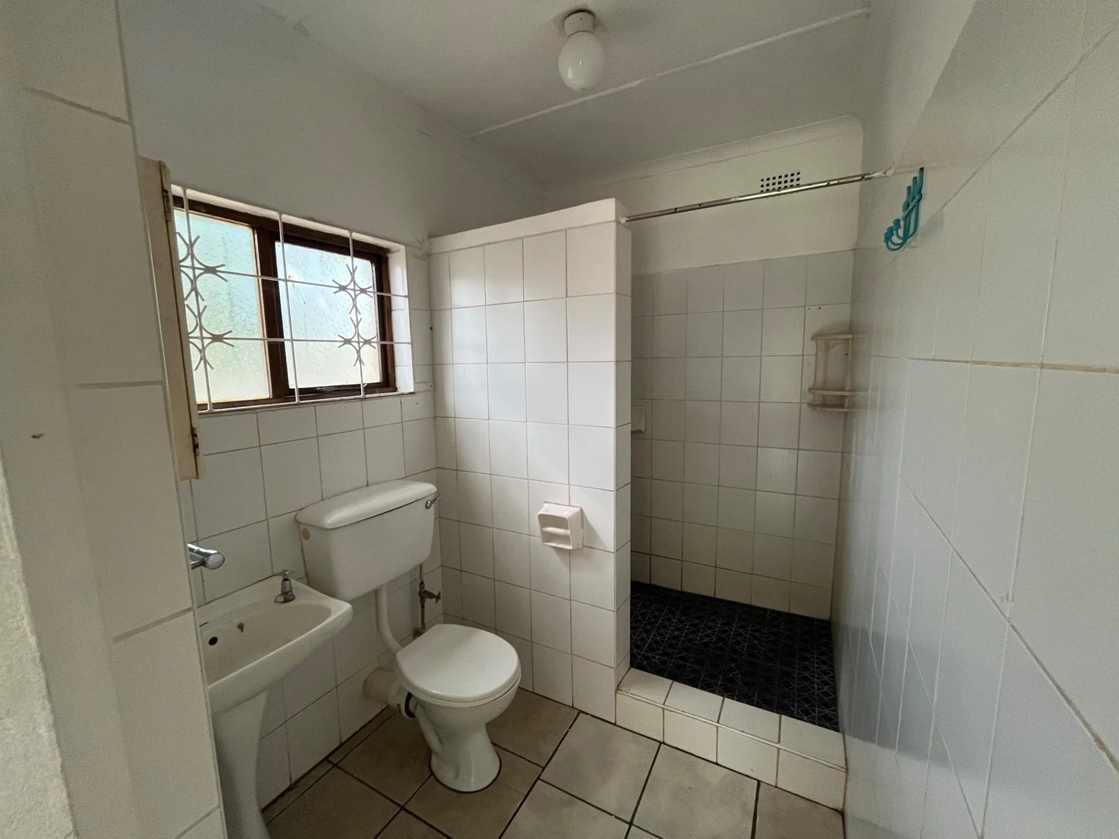 Fixer-Upper with Income Potential in Golfview Park, Kwambonambi.