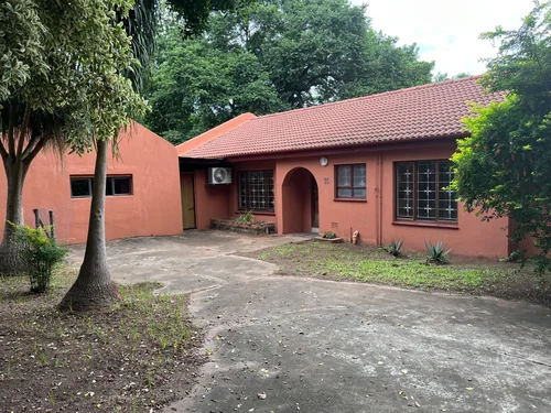 Kwambonambi, Kwambonambi