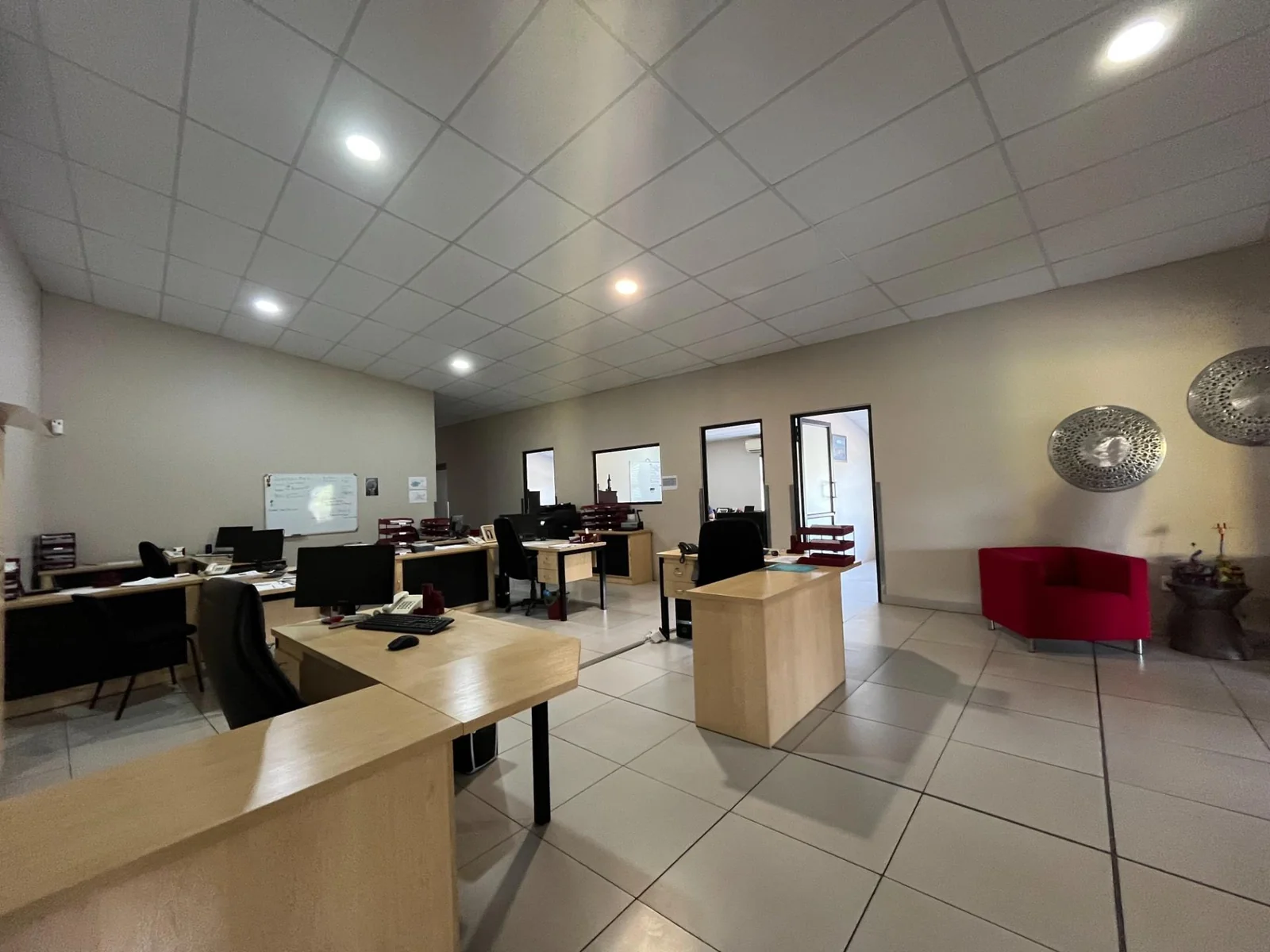 Perfectly located, modern commercial property with stable income