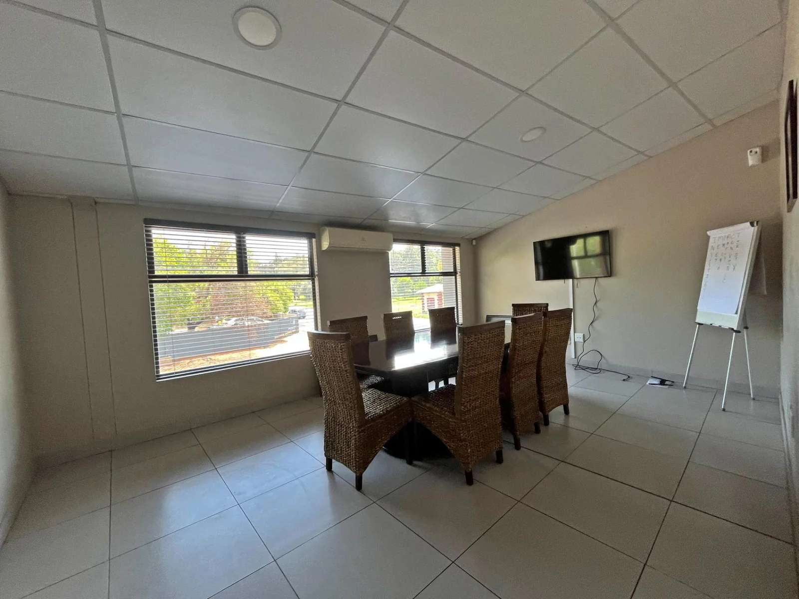 Perfectly located, modern commercial property with stable income