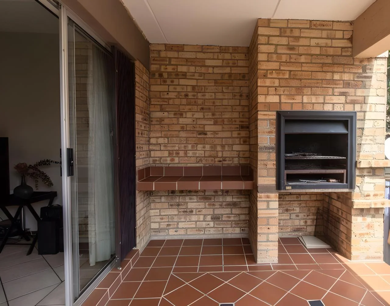 Modern 2 Bedroom Apartment in Midrand with Secure Living, Double Garage, and Gautrain Convenience