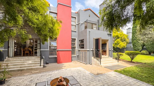 Midstream Estate, Centurion