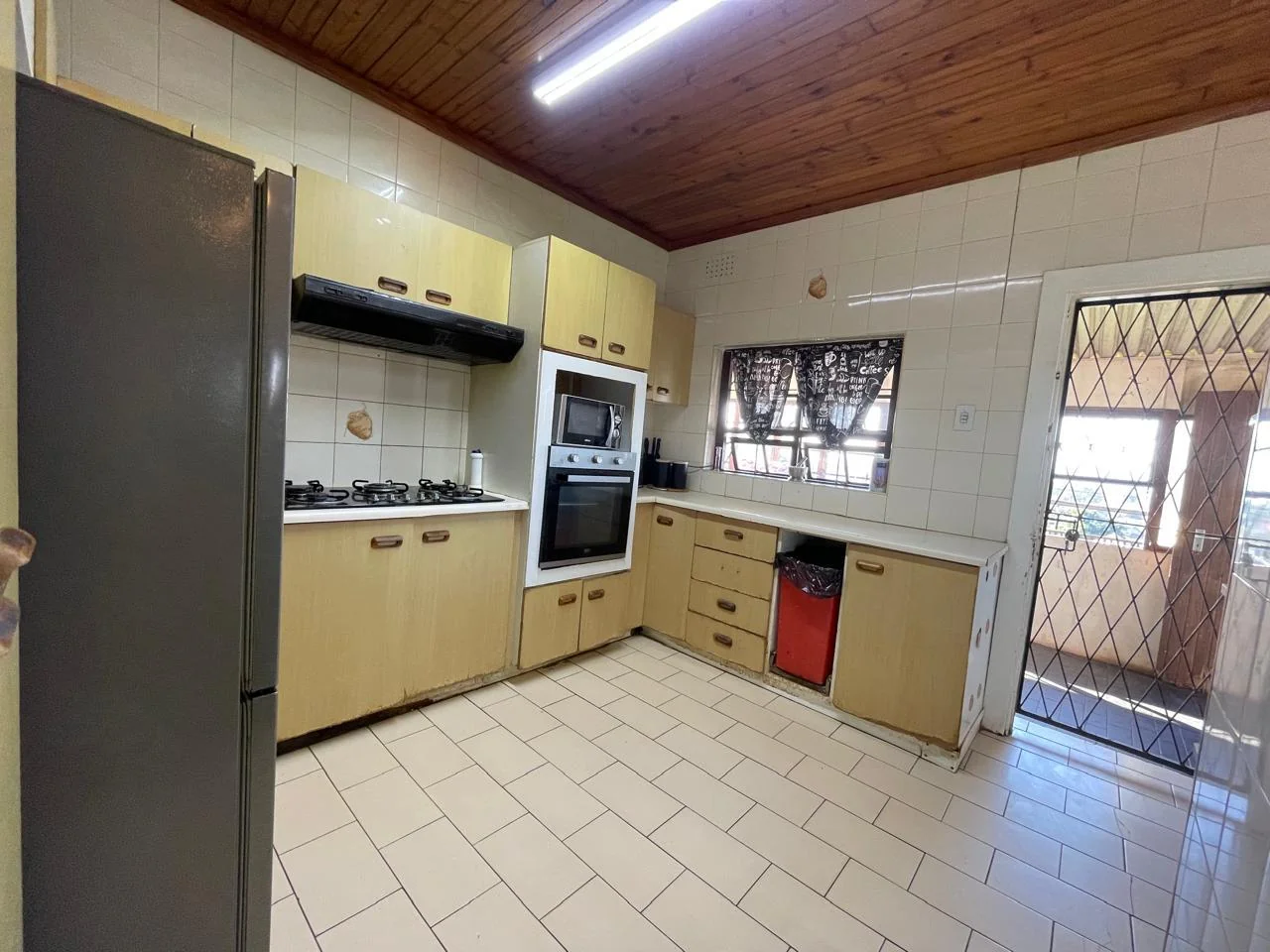 3 Bedroom house for Sale in Umbilo with Cottage
