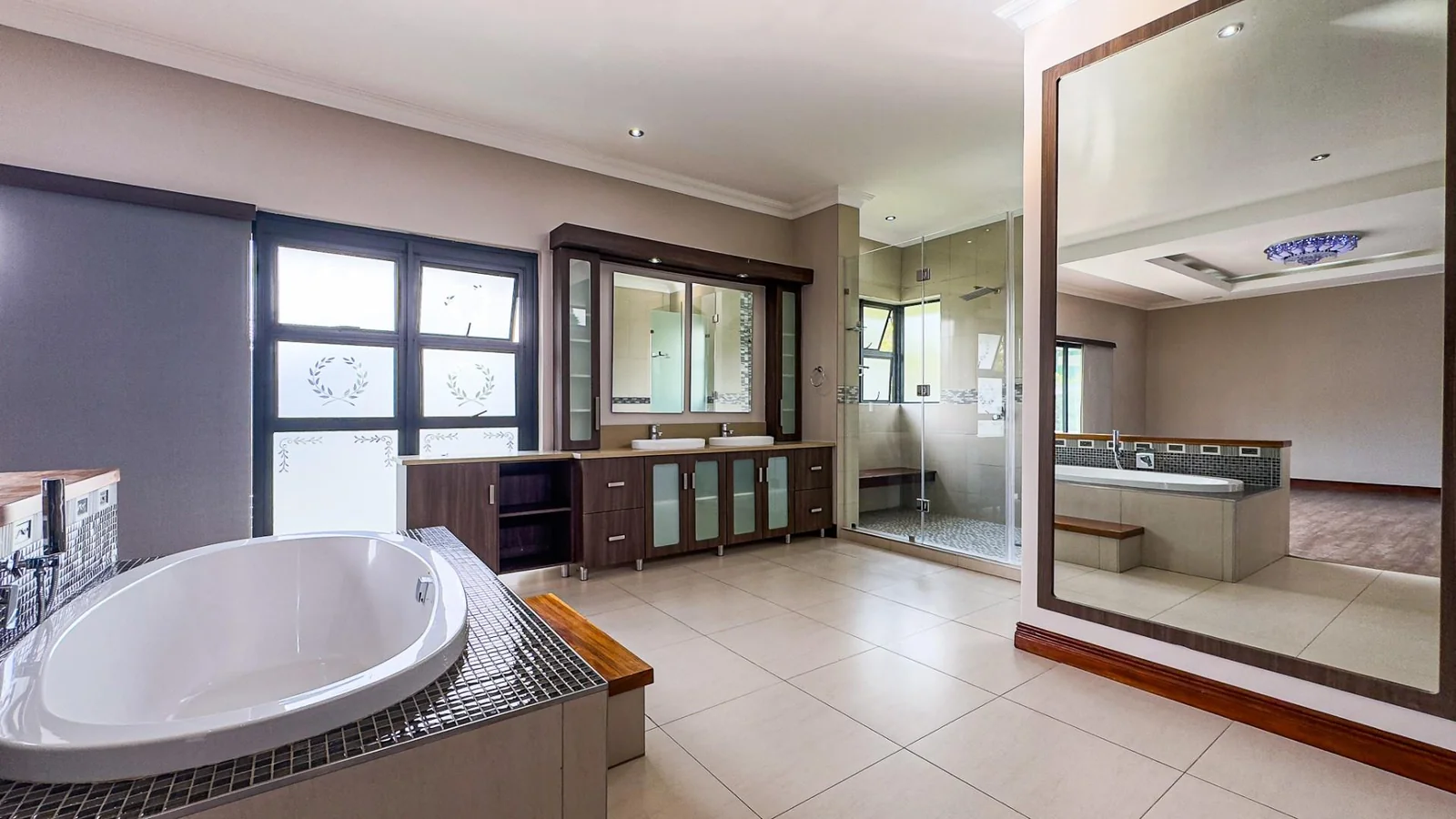 A  GRAND AFFAIR IN MIDLANDS ESTATE