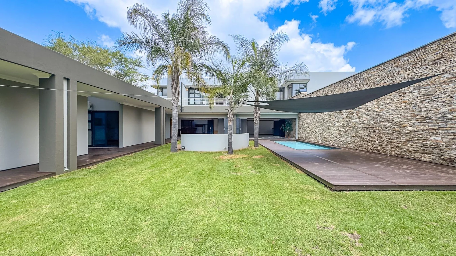 A  GRAND AFFAIR IN MIDLANDS ESTATE