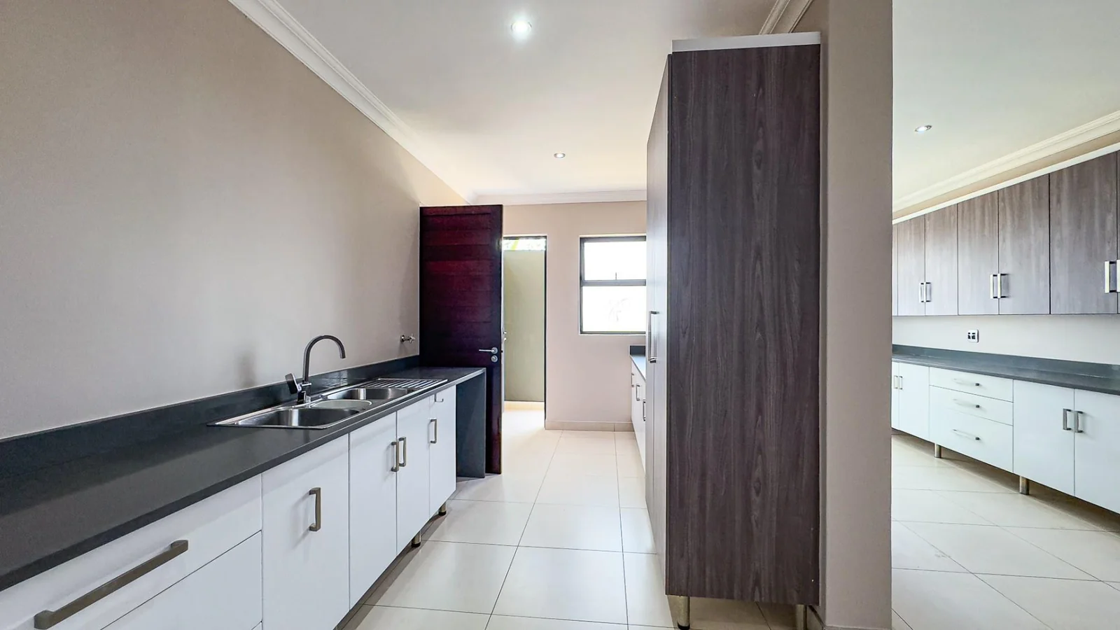 A  GRAND AFFAIR IN MIDLANDS ESTATE