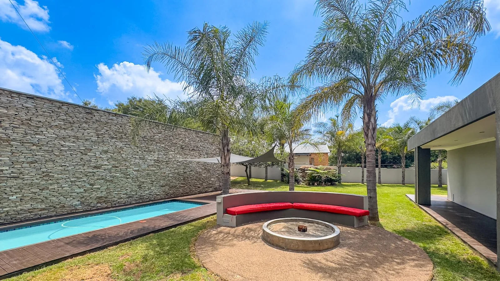 A  GRAND AFFAIR IN MIDLANDS ESTATE