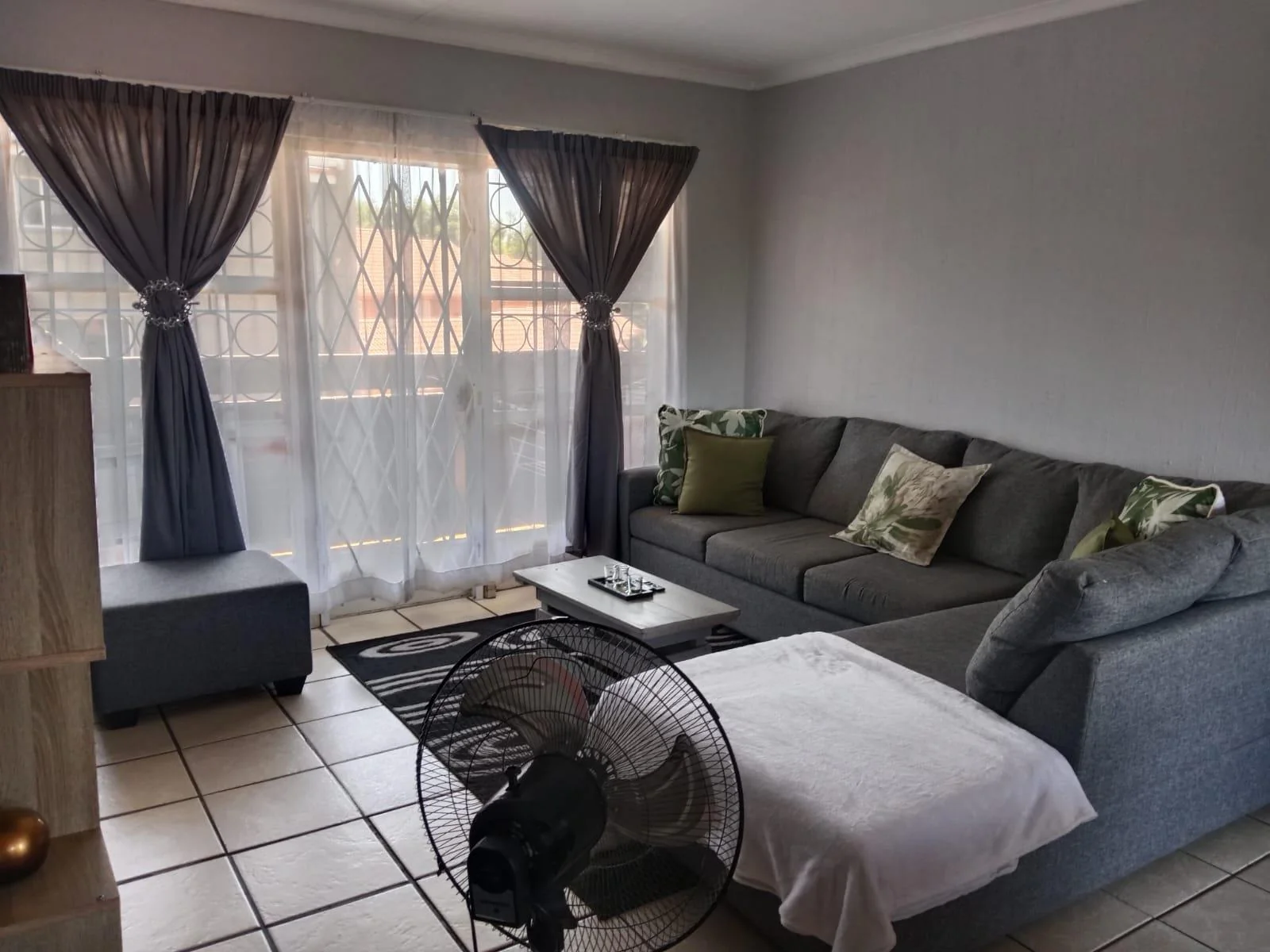 3 Bedroom apartment to let with the option to buy!