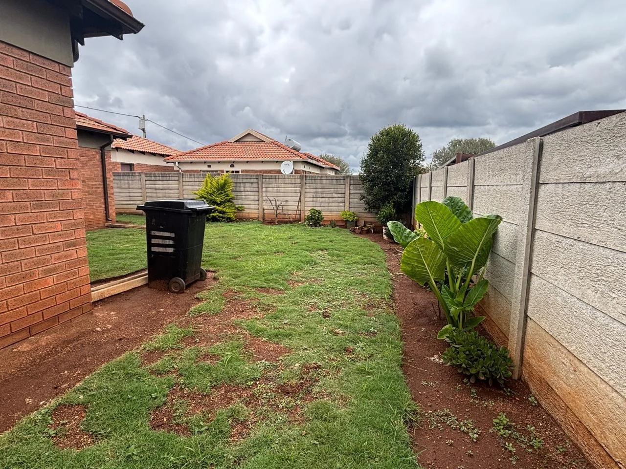 Secure Estate Living Meets Warm Family Comfort – Home in Clayville