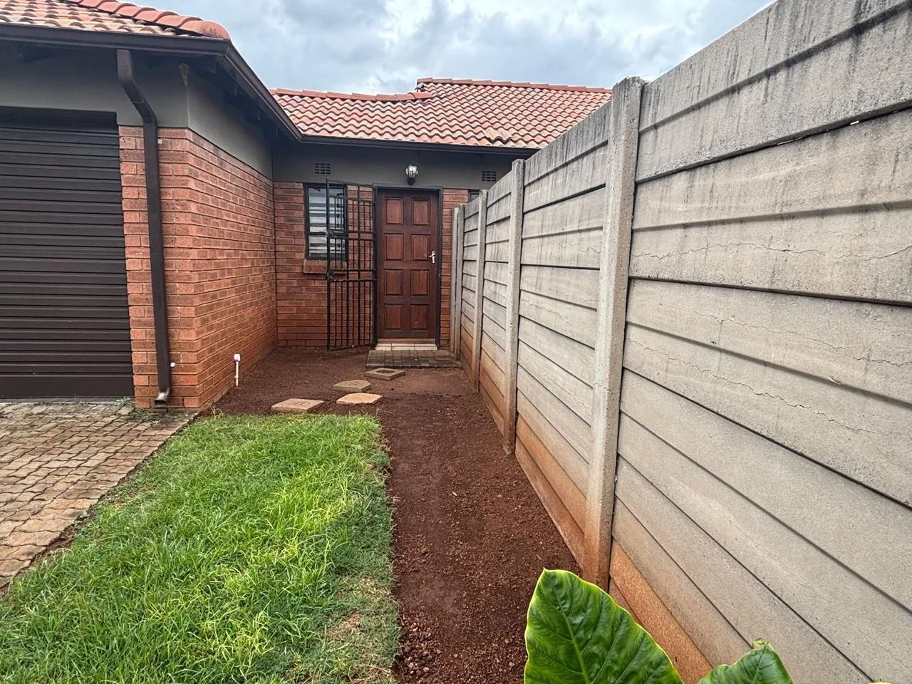 Secure Estate Living Meets Warm Family Comfort – Home in Clayville