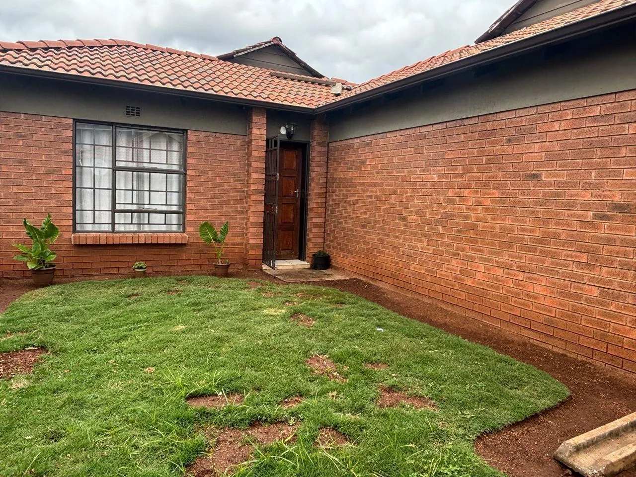 Secure Estate Living Meets Warm Family Comfort – Home in Clayville