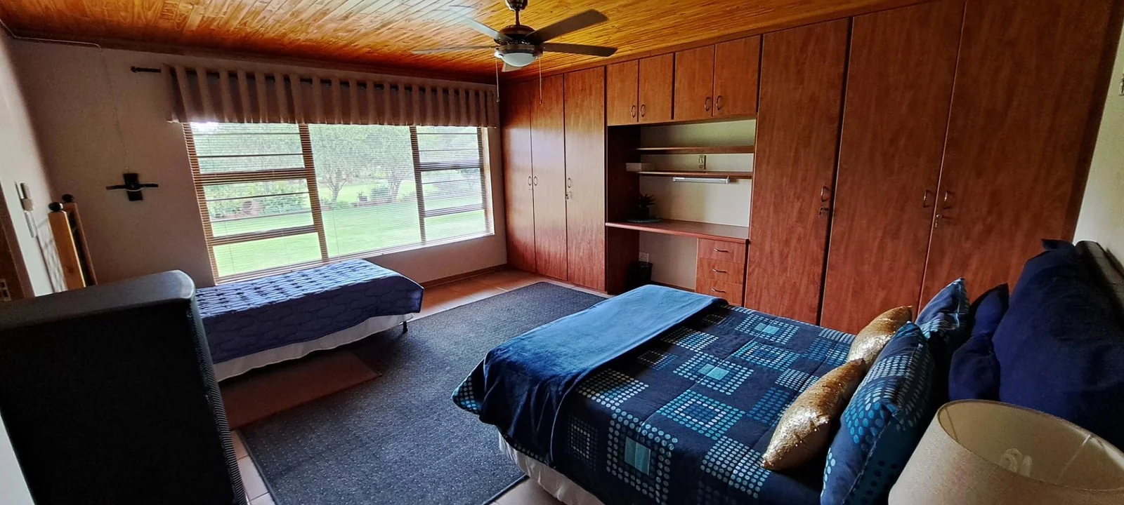 Exceptional and Very well-maintained smallholding for sale