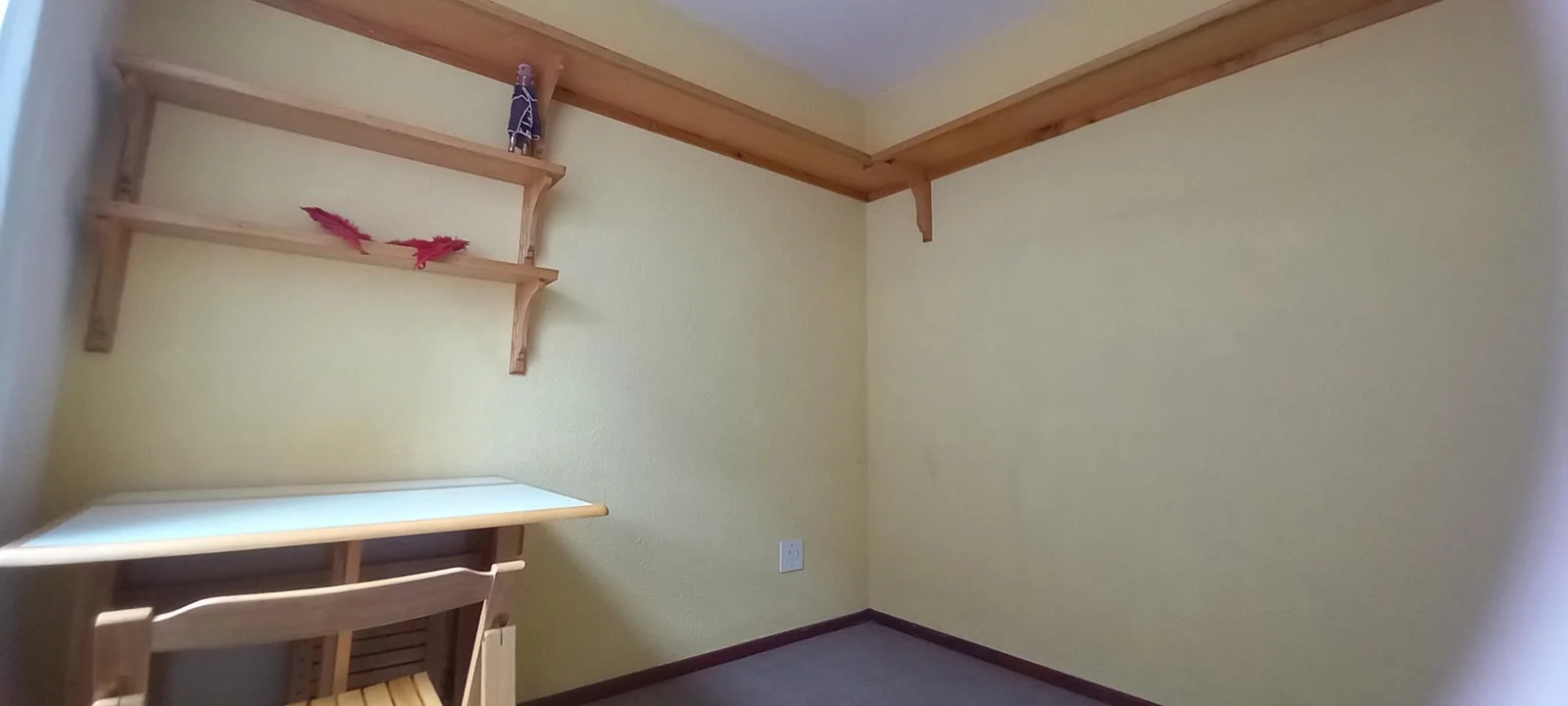 LOCK UP & GO LUXURY! STUNNING 2-BED UNIT IN REMBRANDT PARK