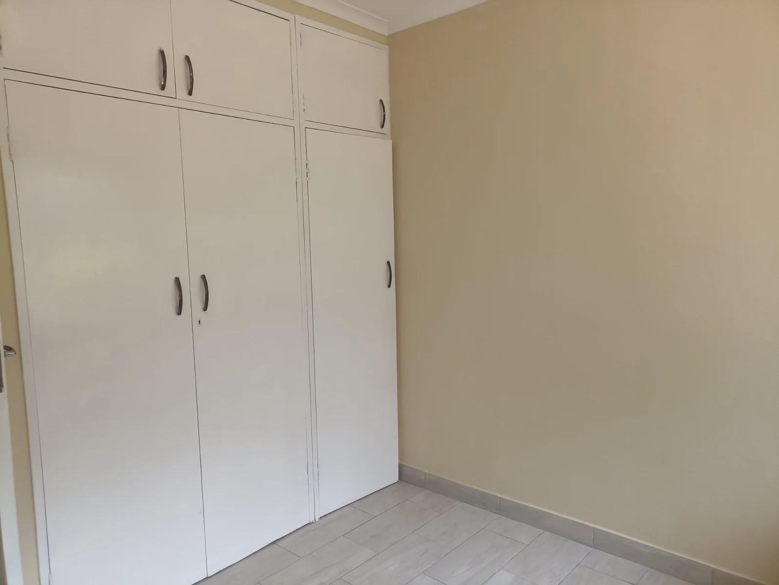 LOVELY HUGE FAMILY HOME TO LET IN LYNNWOOD GLEN!!