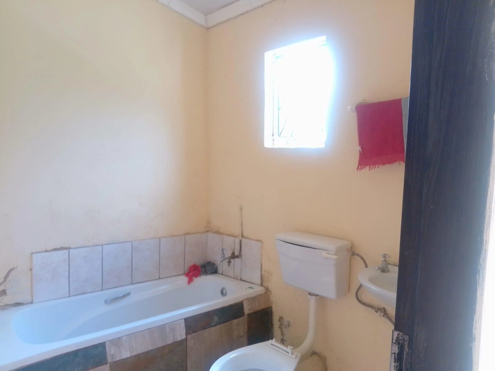 Student accommodation for sale in Bluegumbosch Phuthaditjhaba