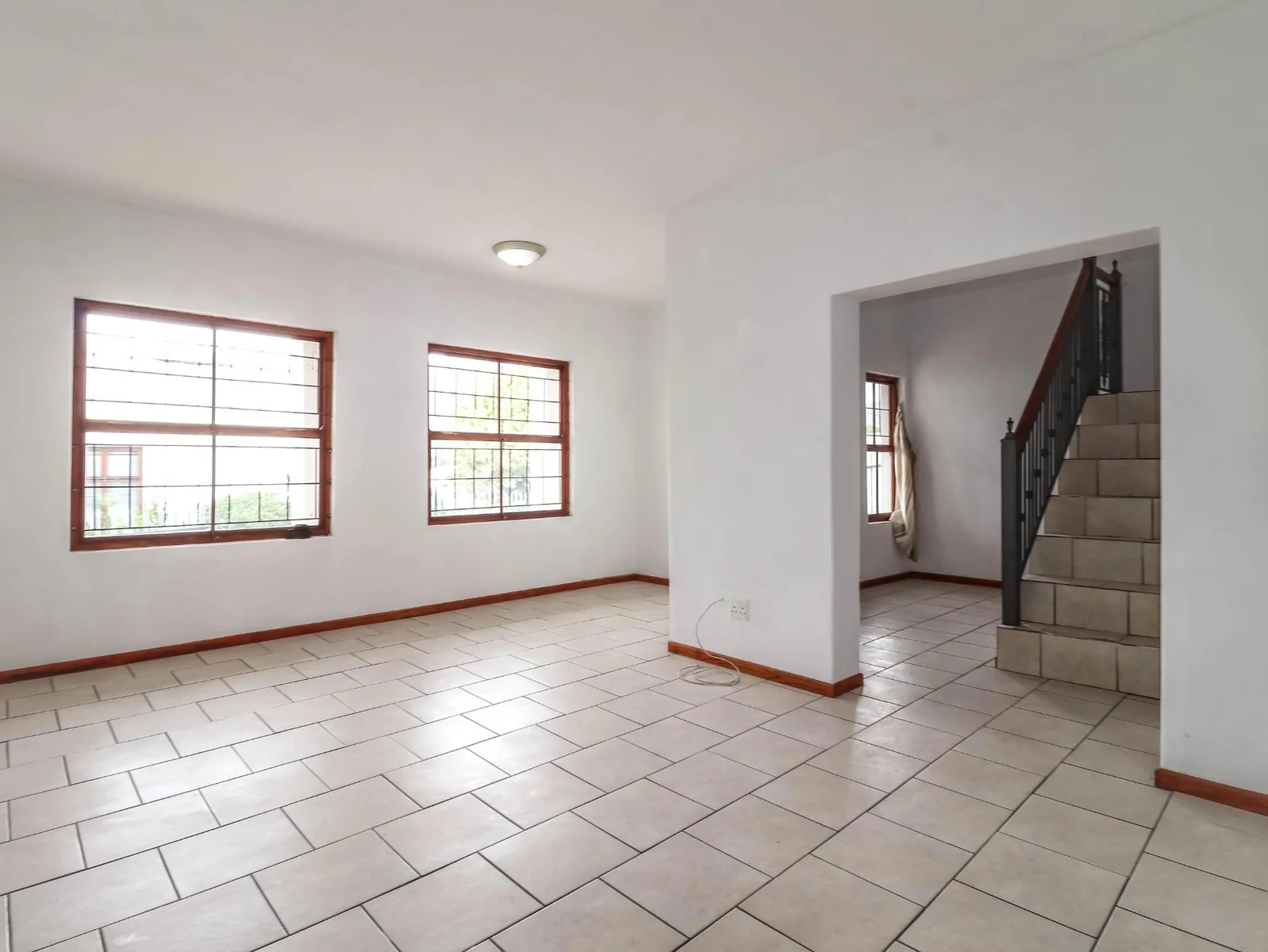 Family home with Excellent Views