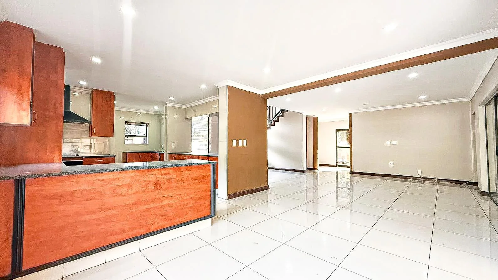 Elegant 5 Bedroom Family Home To Let In PineHaven