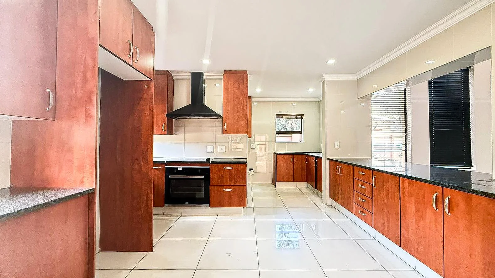 Elegant 5 Bedroom Family Home To Let In PineHaven