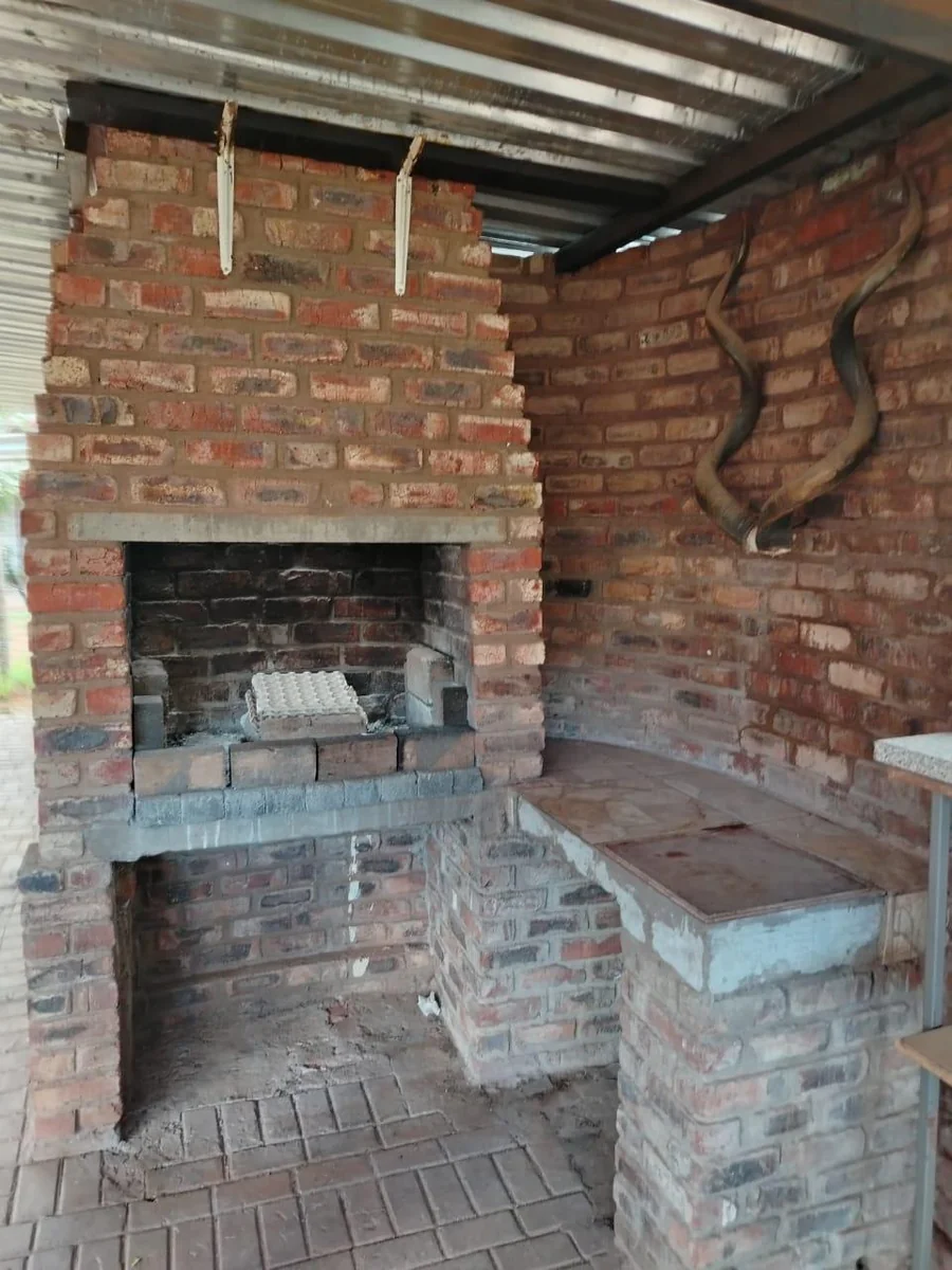 Spacious 3-Bedroom Home with Modern Security & Bonus Apartment