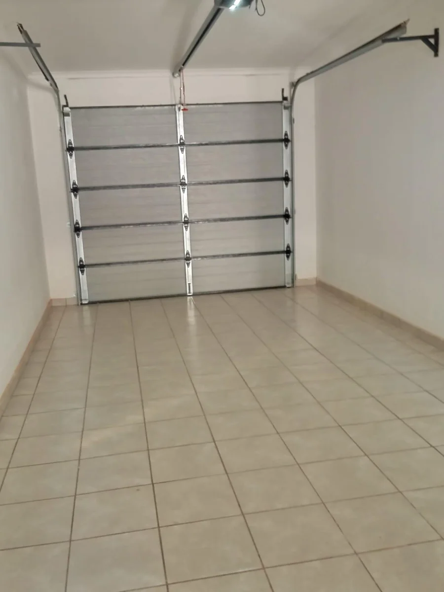 Two-Bedroom, Two-Bathroom Residence in Secure Estate