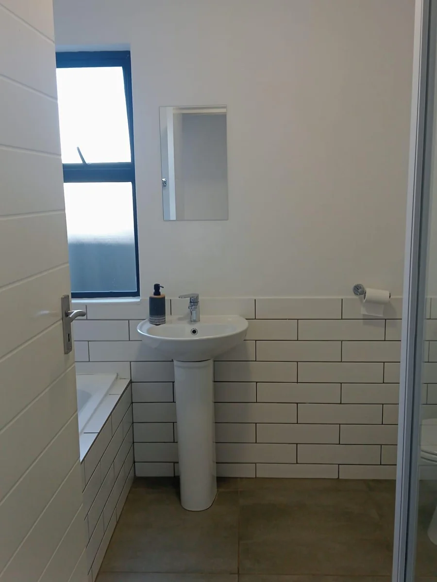 Two-Bedroom, Two-Bathroom Residence in Secure Estate