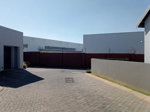 Glen Erasmia, Kempton Park