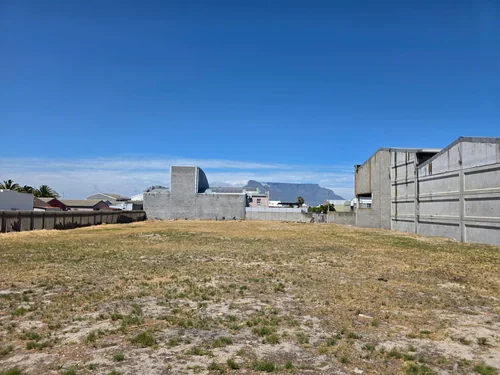 9 Marinus, Montague Gardens, Milnerton