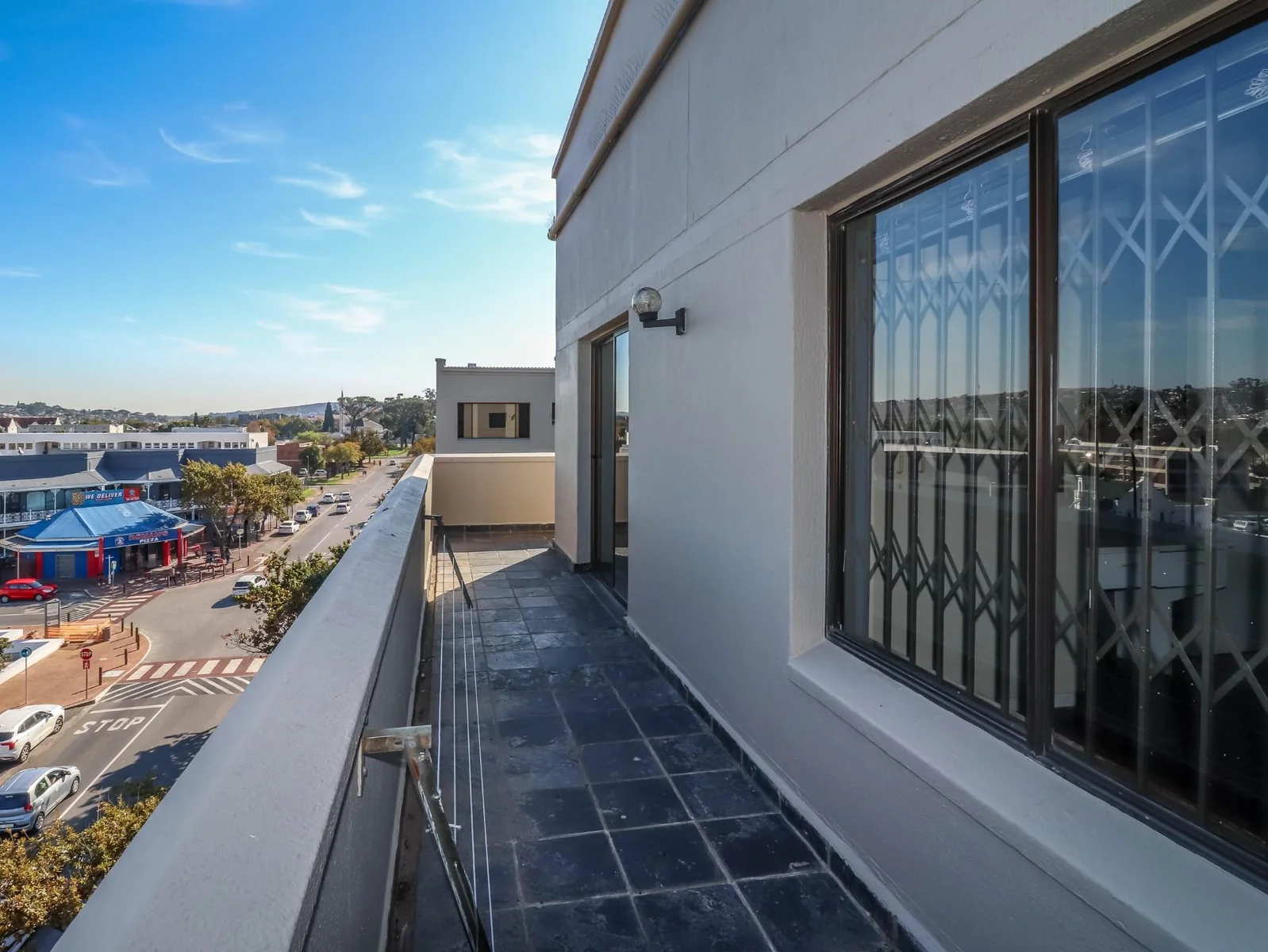 Prime 2-Bedroom Apartment in the Heart of Stellenbosch